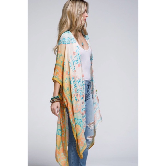 SOLD OUT Amelia Floral Mandala Motif Ombre Spring Summer Kimono Wrap Coverup Top - Picture 4 of 5